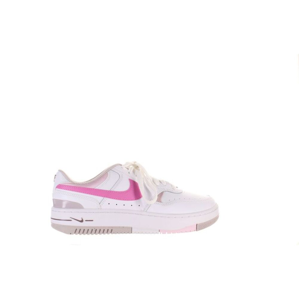 Nike Womens Gamma Force White Fashion Sneaker Size 8.5 Medium (B, M)